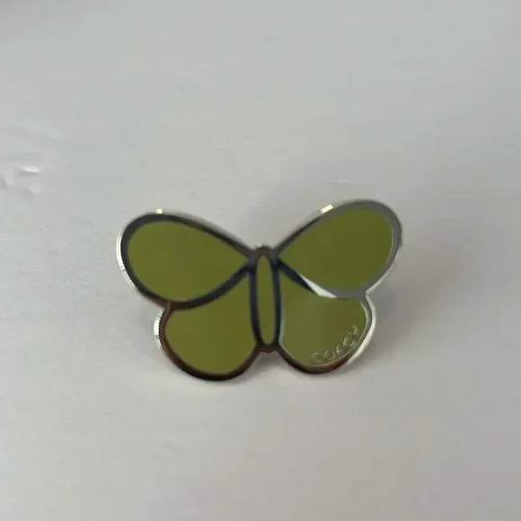 NWOT COACH Vintage Green Enamel Butterfly
Lapel Pin Brooch Purse Backpack Charm - Picture 3 of 6